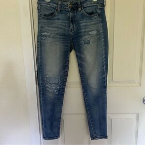 American Eagle Super Stretch Distressed Jeggings
